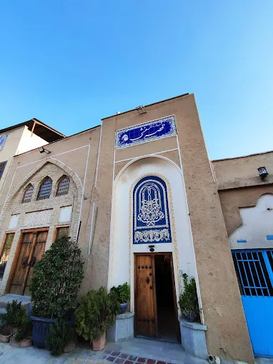 رستوران قصر منشی