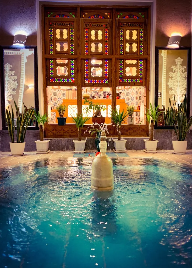 کافه هیچ