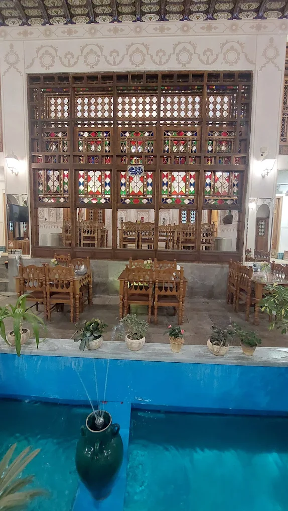 عکس 4 از کافه رستوران همدم السلطنه