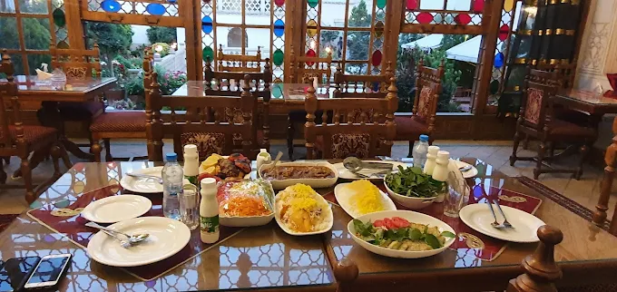 عکس 1 از رستوران قصر منشی